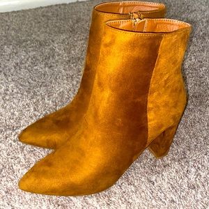 Brown Orange Women Boots Heels Size 10